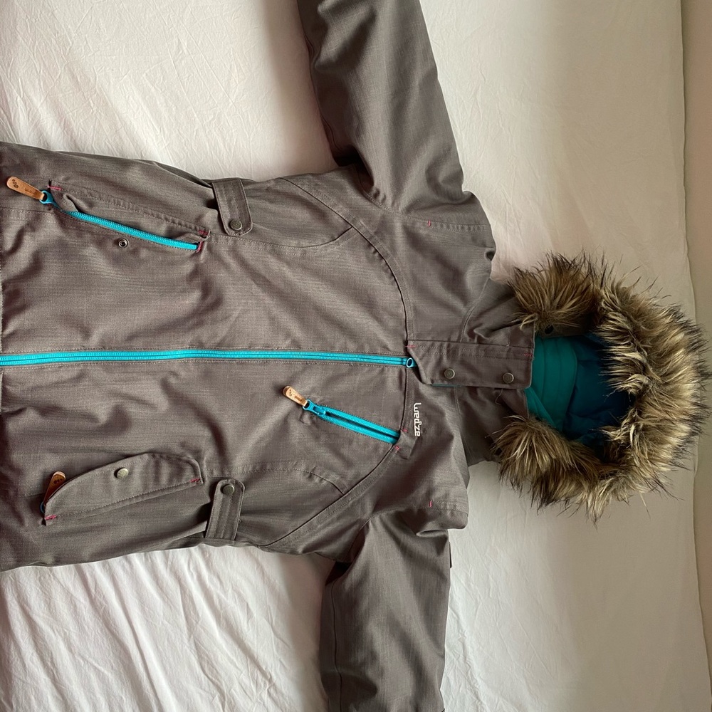 Winter jacket - Picture 2 of 4